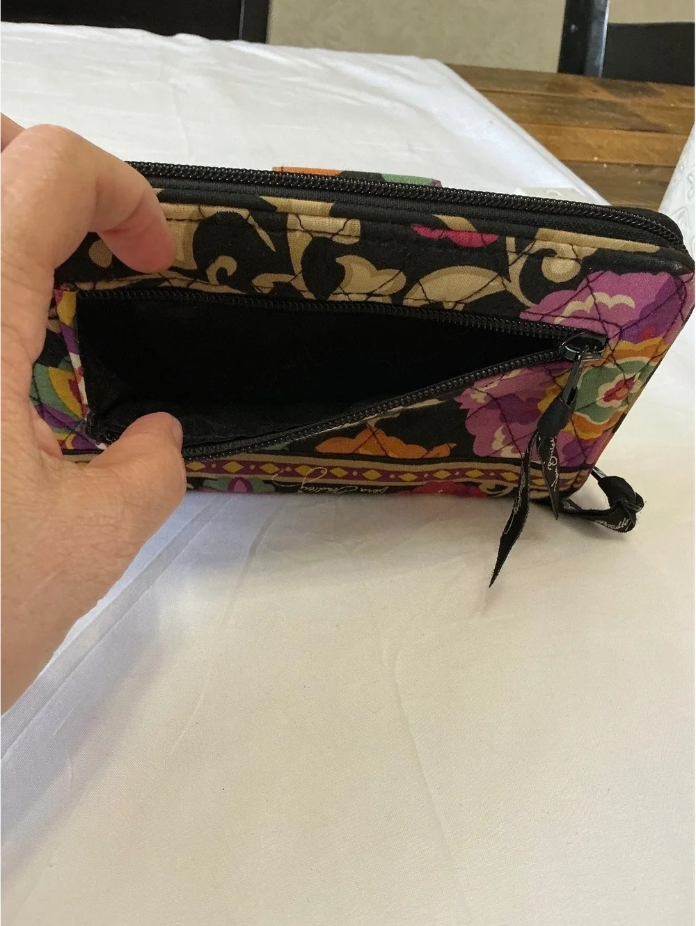 Vera Bradley Floral Quilted Fabric Wallet with Multiple Card Slots and Zippered